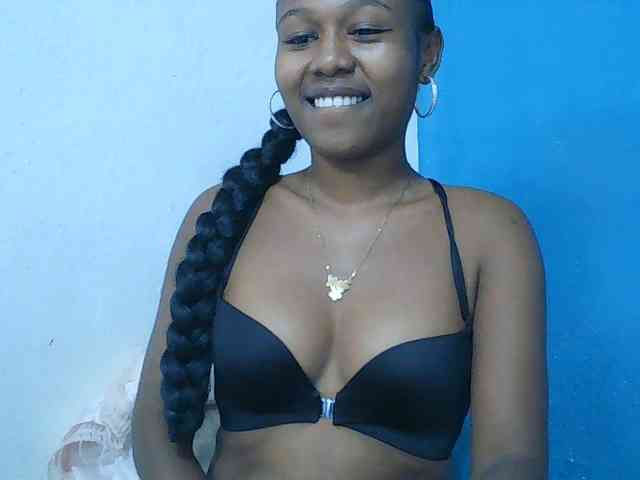 Zinah1 webcam