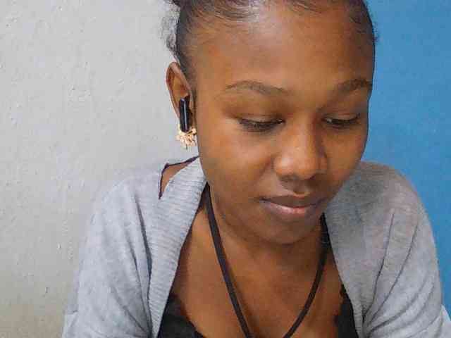 Zinah1 webcam