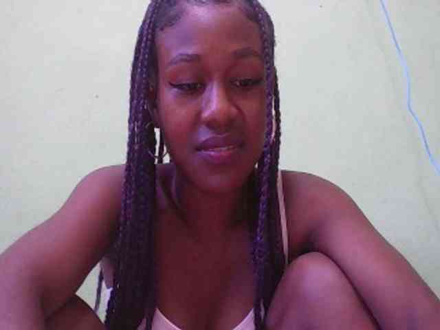 Zinah1 webcam