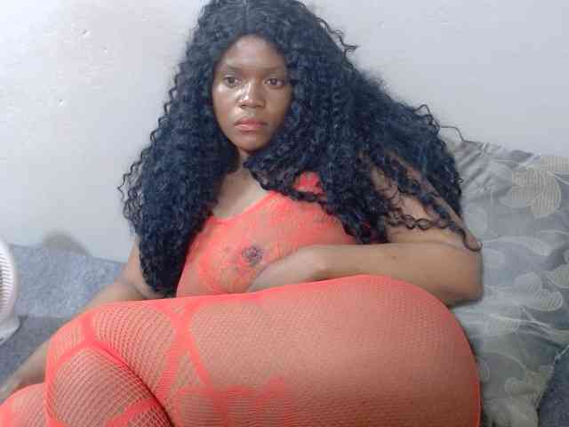 FATTYPUSSY32 webcam