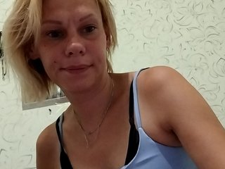 JulieSilver Porn Show