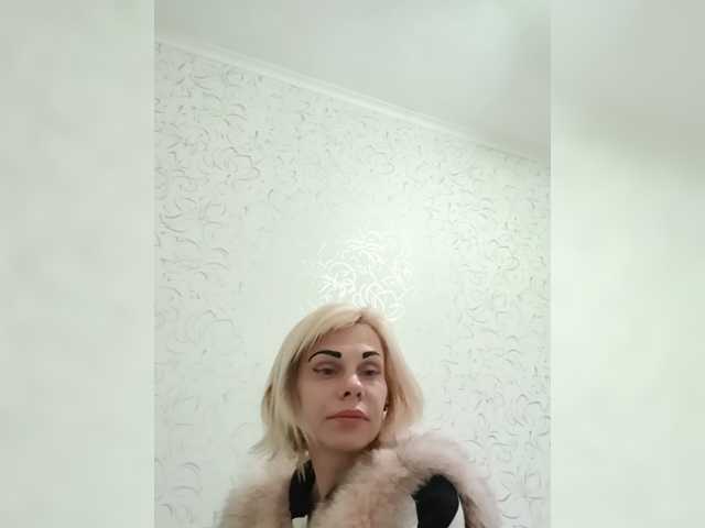 Juliesilver live cam