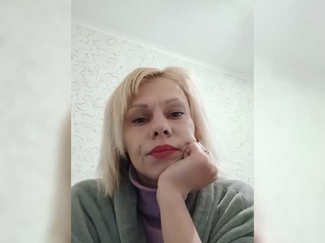 Juliesilver live cam