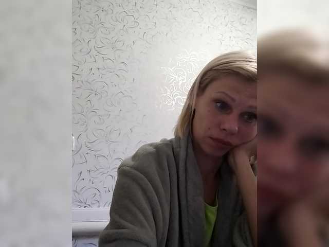 JulieSilver live cam on BongaCams
