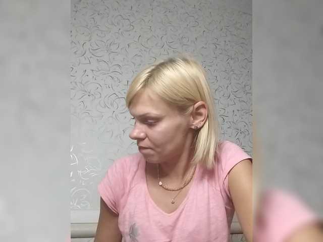 JulieSilver live cam on BongaCams