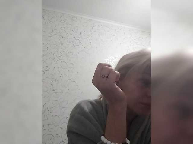 JulieSilver live cam on BongaCams
