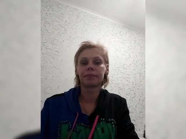 JulieSilver live cam on BongaCams