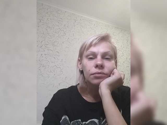 JulieSilver live cam on BongaCams