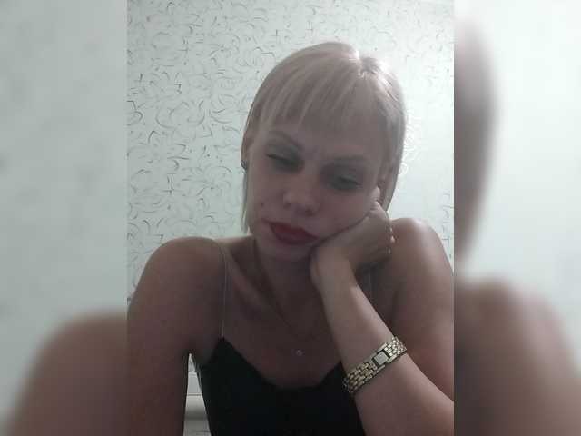 JulieSilver live cam on BongaCams