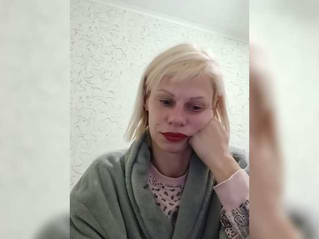 JulieSilver live cam on BongaCams