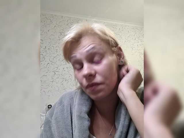 JulieSilver live cam on BongaCams