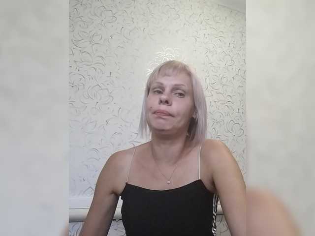 JulieSilver live cam on BongaCams