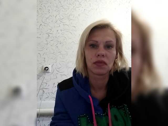 JulieSilver live cam on BongaCams