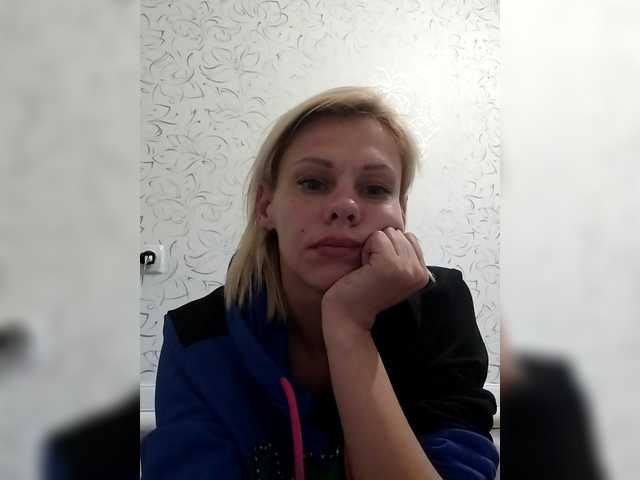 JulieSilver live cam