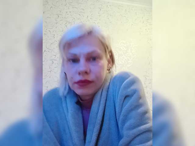 JulieSilver live cam on BongaCams