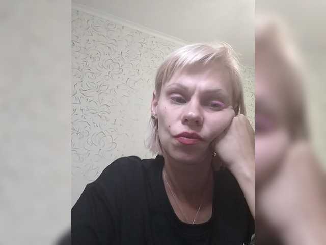 JulieSilver live cam on BongaCams