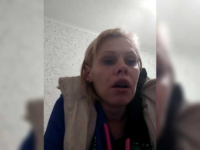 JulieSilver live cam on BongaCams