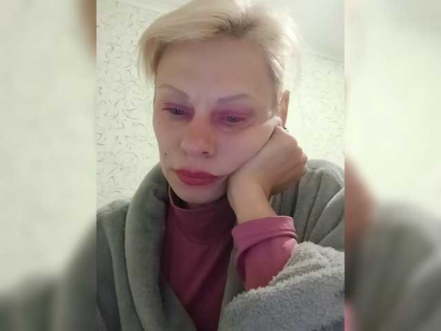 JulieSilver live cam on BongaCams