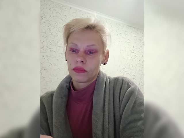 JulieSilver live cam on BongaCams
