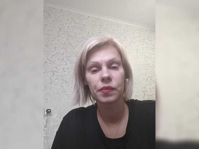 JulieSilver live cam on BongaCams