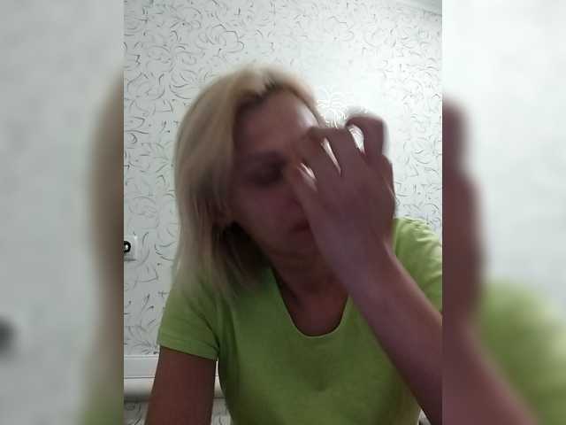 JulieSilver live cam on BongaCams