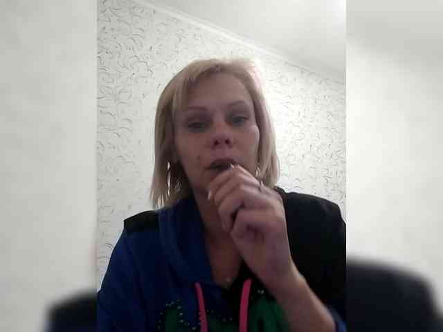 free voyeur JulieSilver