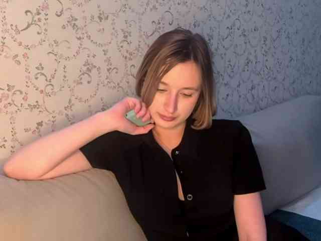 Model: MarkitaHainley