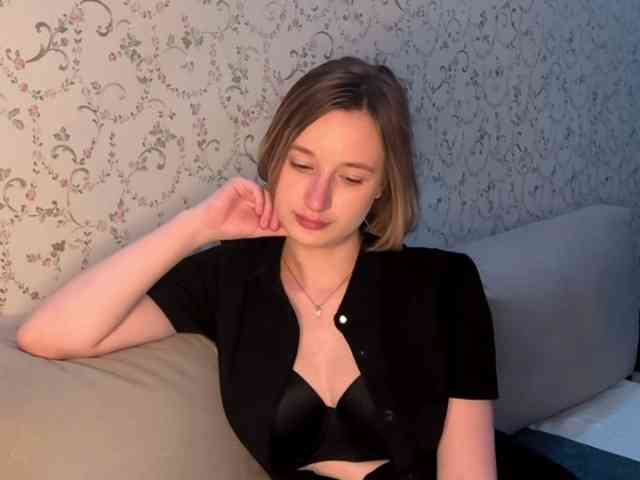 Model: MarkitaHainley