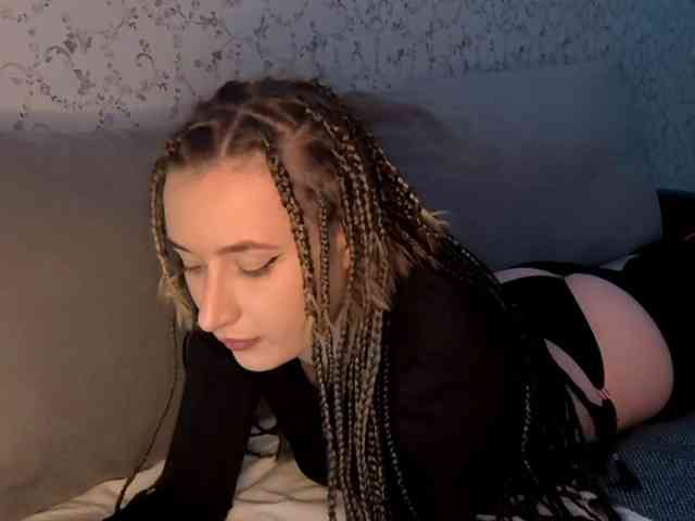 Model: MarkitaHainley