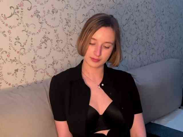 Model: MarkitaHainley