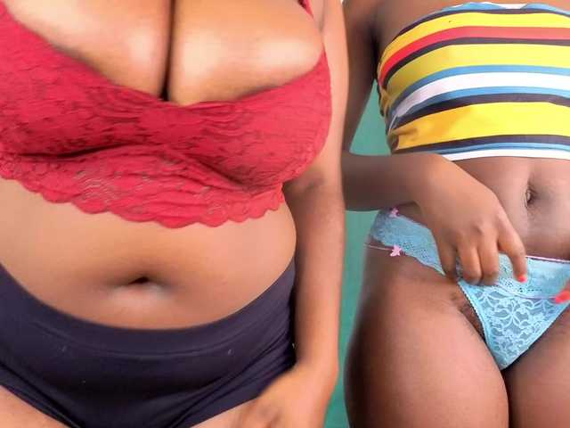 Pretty-Titties live cam on BongaCams
