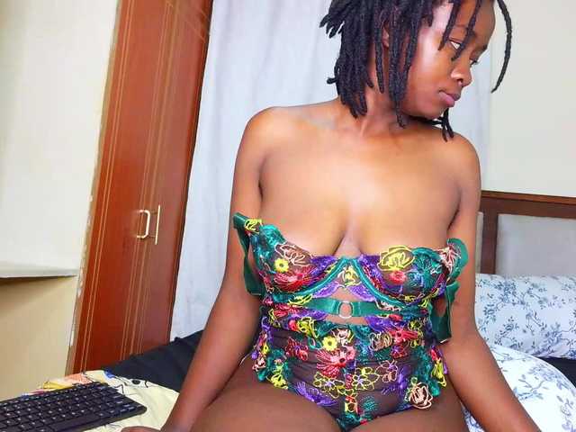 Pretty-Titties