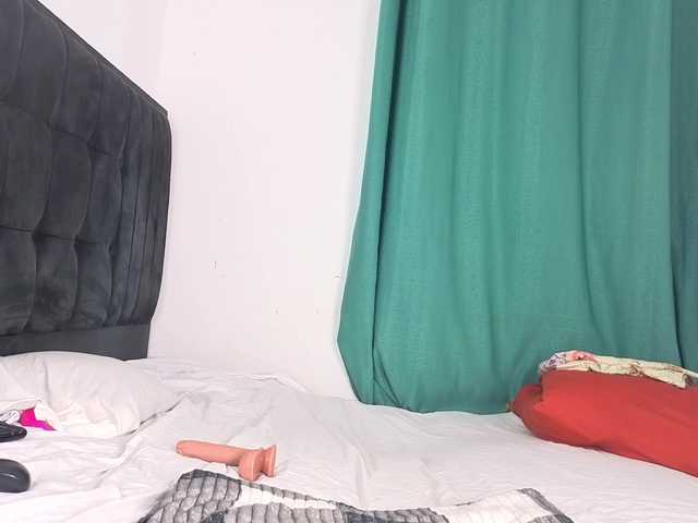 Pretty-Titties live cam on BongaCams