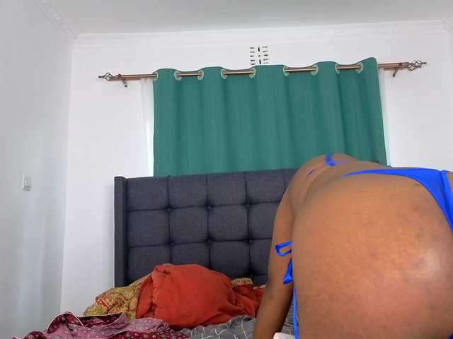 Pretty-Titties live cam on BongaCams