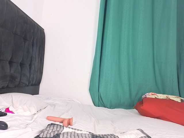 Pretty-Titties live cam on BongaCams