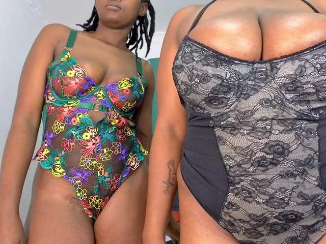 Pretty-Titties live cam on BongaCams