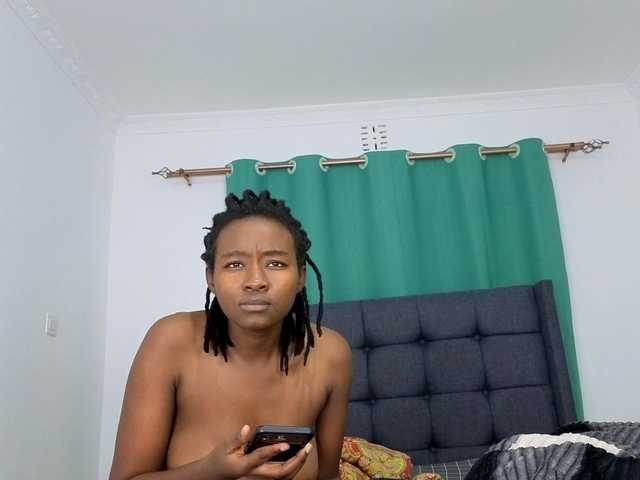 Pretty-Titties live webcam show