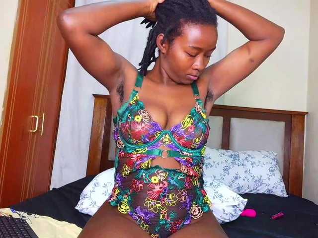 Pretty-Titties