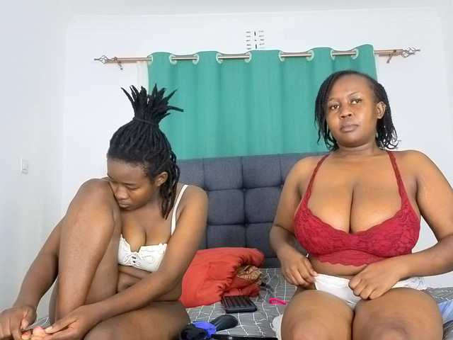Pretty-Titties live cam on BongaCams