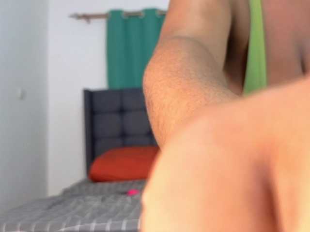 Pretty-Titties live cam on BongaCams