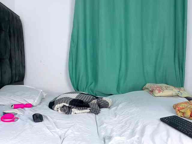 Pretty-Titties Live Webcam on BongaCams