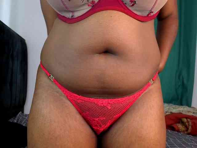 Pretty-Titties webcam