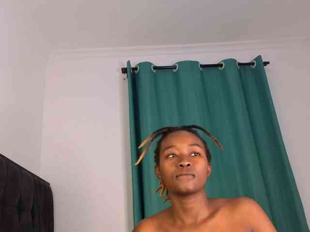 Pretty-Titties webcam