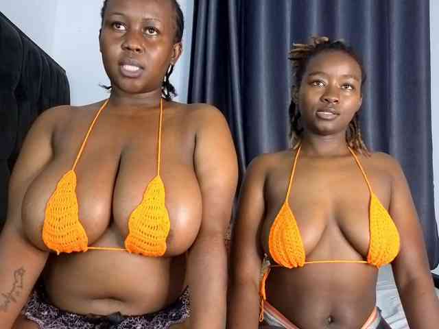 Pretty-Titties webcam