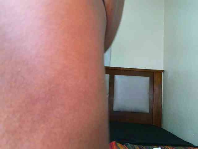 Pretty-Titties webcam