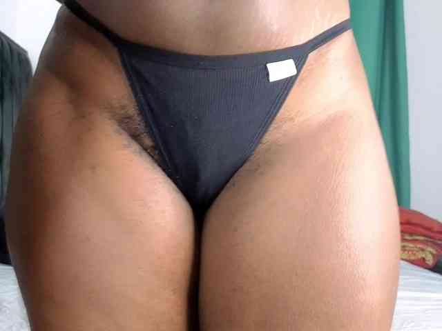 Pretty-Titties webcam