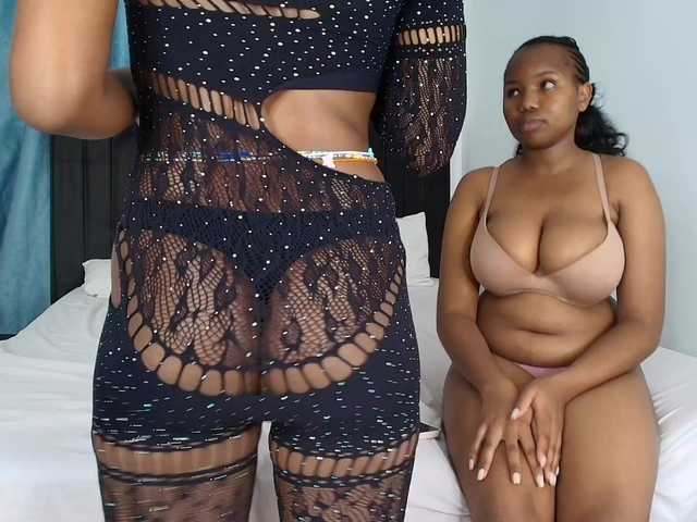 Tasty-titties live cam on BongaCams