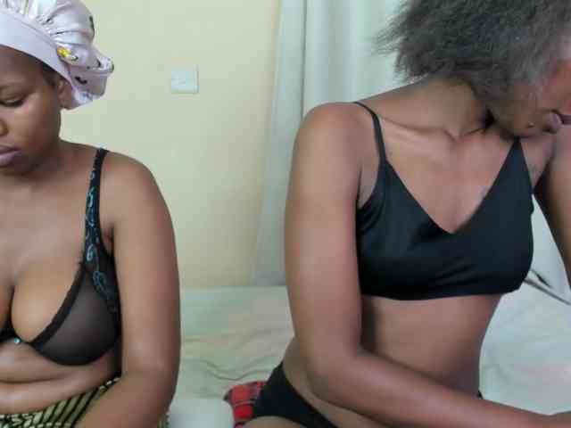 Tasty-titties webcam