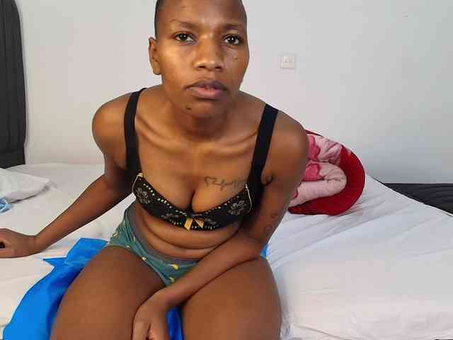 Tasty-titties webcam