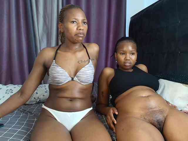 Tasty-titties webcam